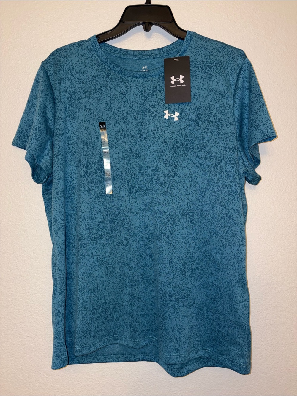 Under Armour NWT Women’s Tech Pixel Short Sleeve Shirt Size L